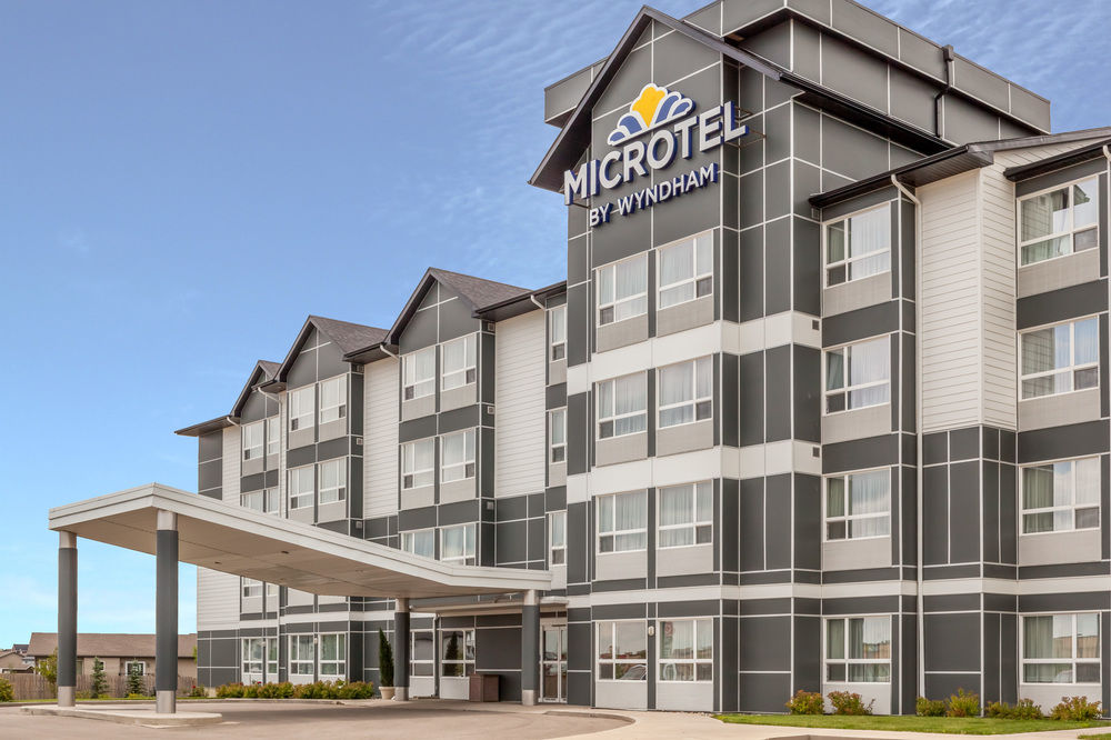 Microtel Inn & Suites by Wyndham Estevan image 1